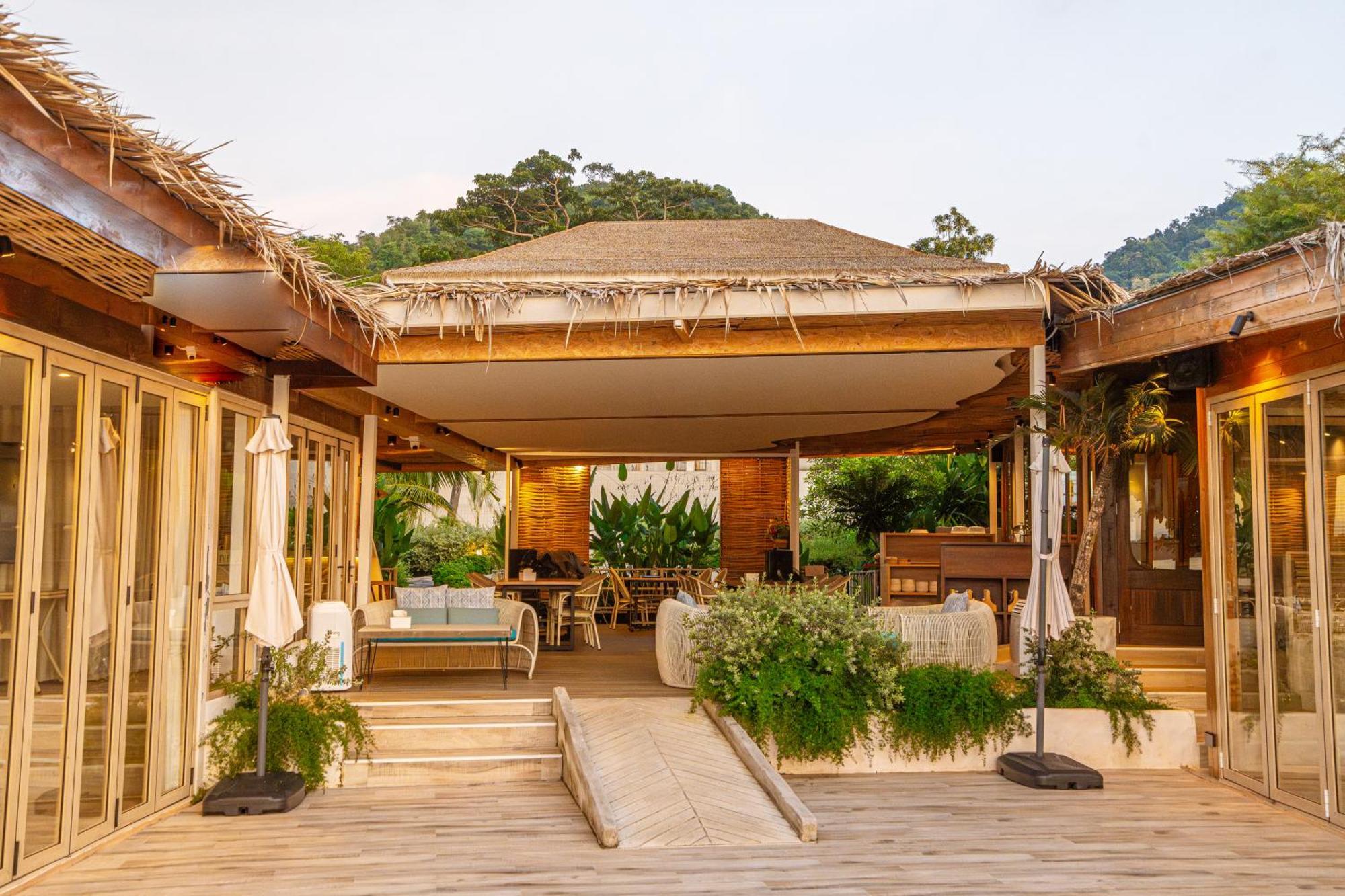 Le La Lake Resort And Spa Kaeng Kachan Exterior foto